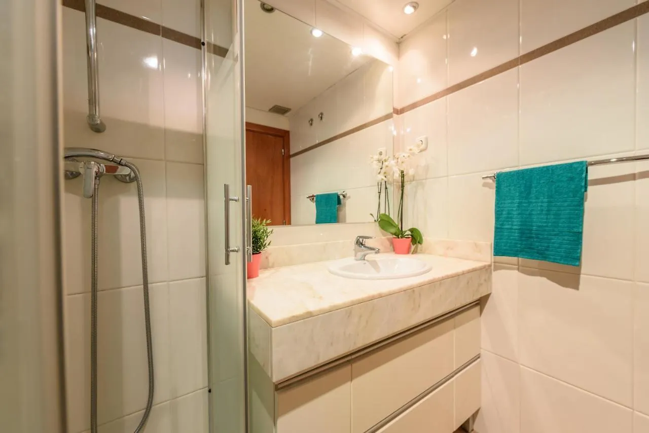 Ramblasrentals Stylish Bright 3Br New Catalan Flat 10M Ramblas - Parking - Wifi Barcelona Apartmán